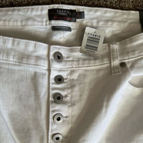 Torrid Crop High Rise Wide Leg Jeans New White Womens Plus Size 26 - Picture 5 of 10
